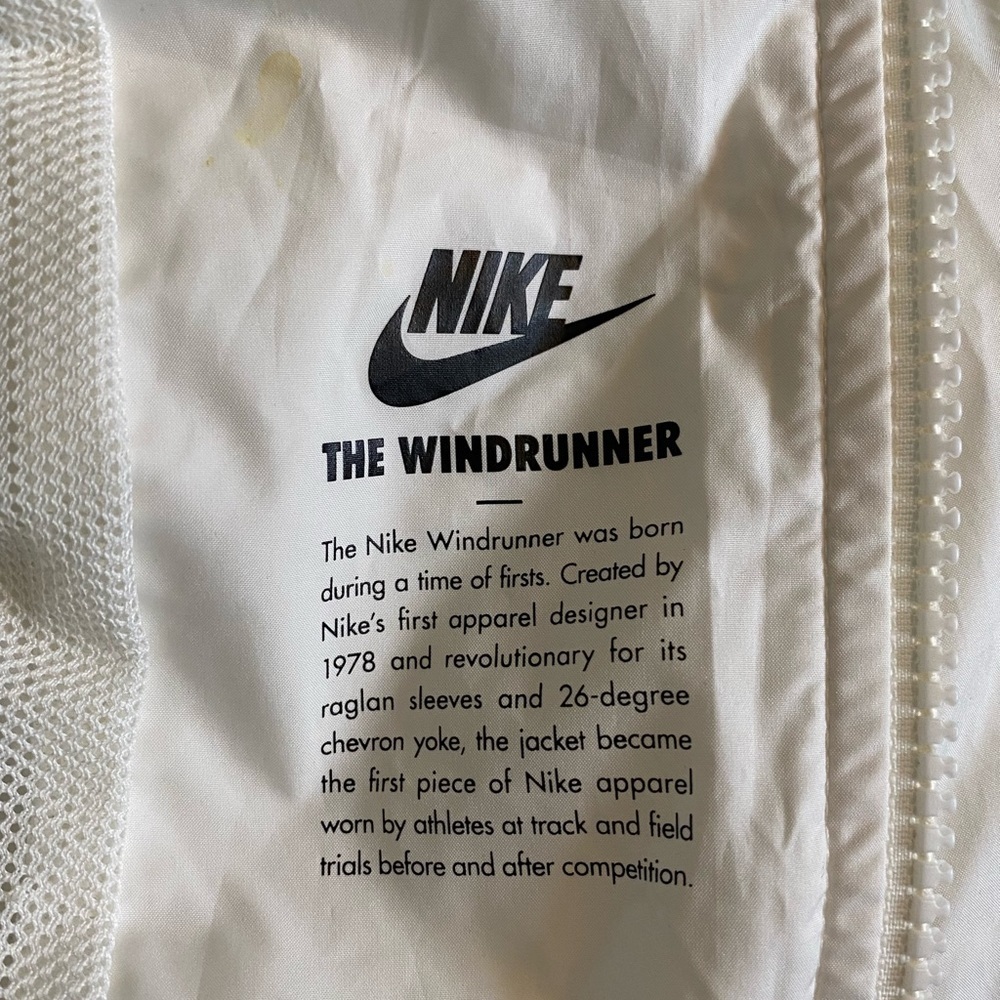 Nike XS 0-2 Women's Sportswear Original Windrunner Jacket Sail White EUC - Picture 7 of 12